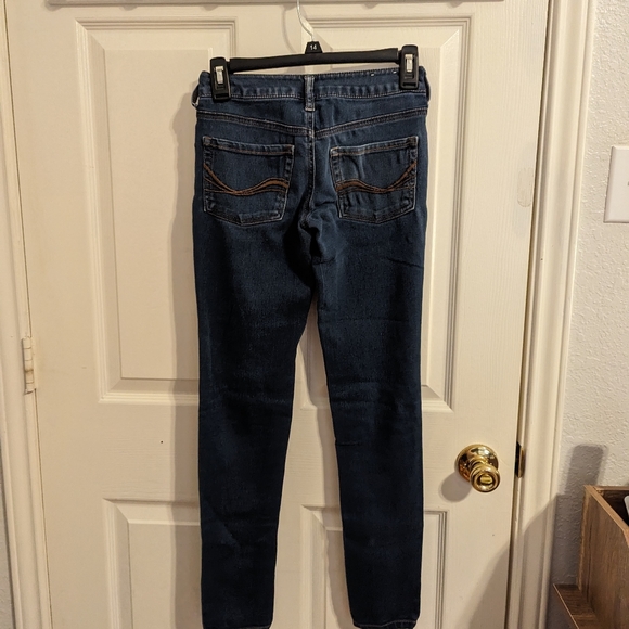 SO Women's Jegging Jeans - Picture 4 of 8